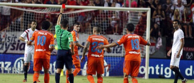 Del Cerro Grande vuelve a encargarse del Sevilla - VCF dos temporadas después tras expulsar a De Paul