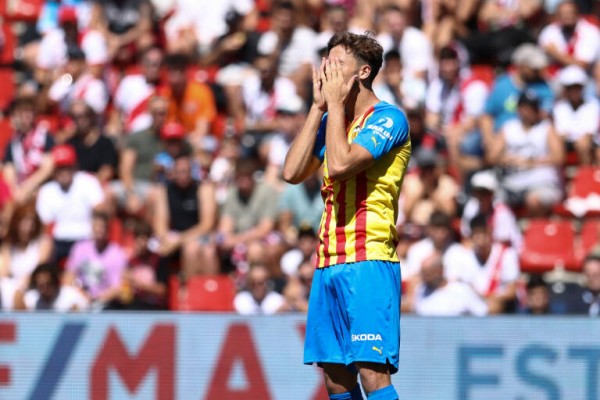 Nico González sufre una fractura del quinto metatarsiano de su pie izquierdo 