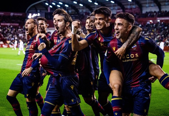 El Levante encara un exigente mes de enero con un máximo de siete partidos
