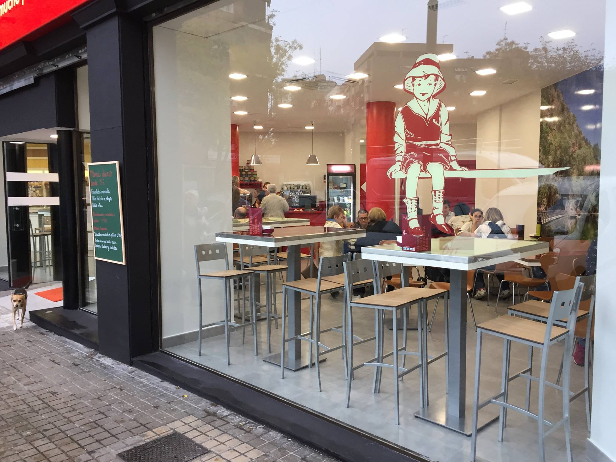 Otro contendiente para la guerra del pan: La Colegiala se instala en Valencia