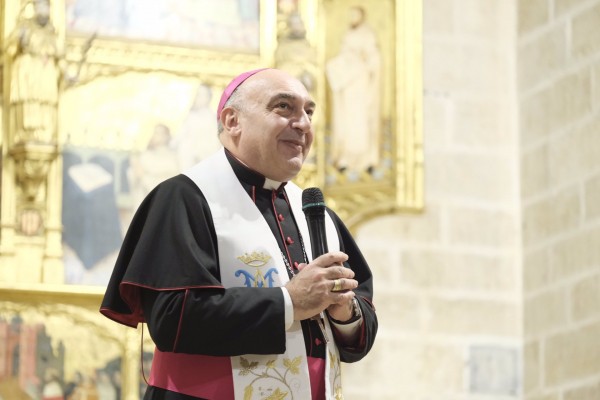 Benavent decreta 9 días de luto por Benedicto XVI, un 