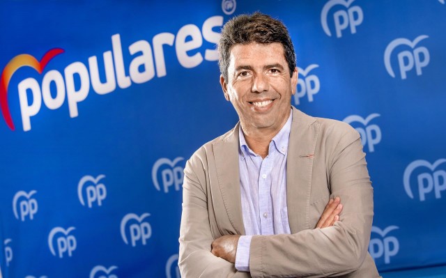 Mazón ve miles de empleos de la cerámica en riesgo por el 