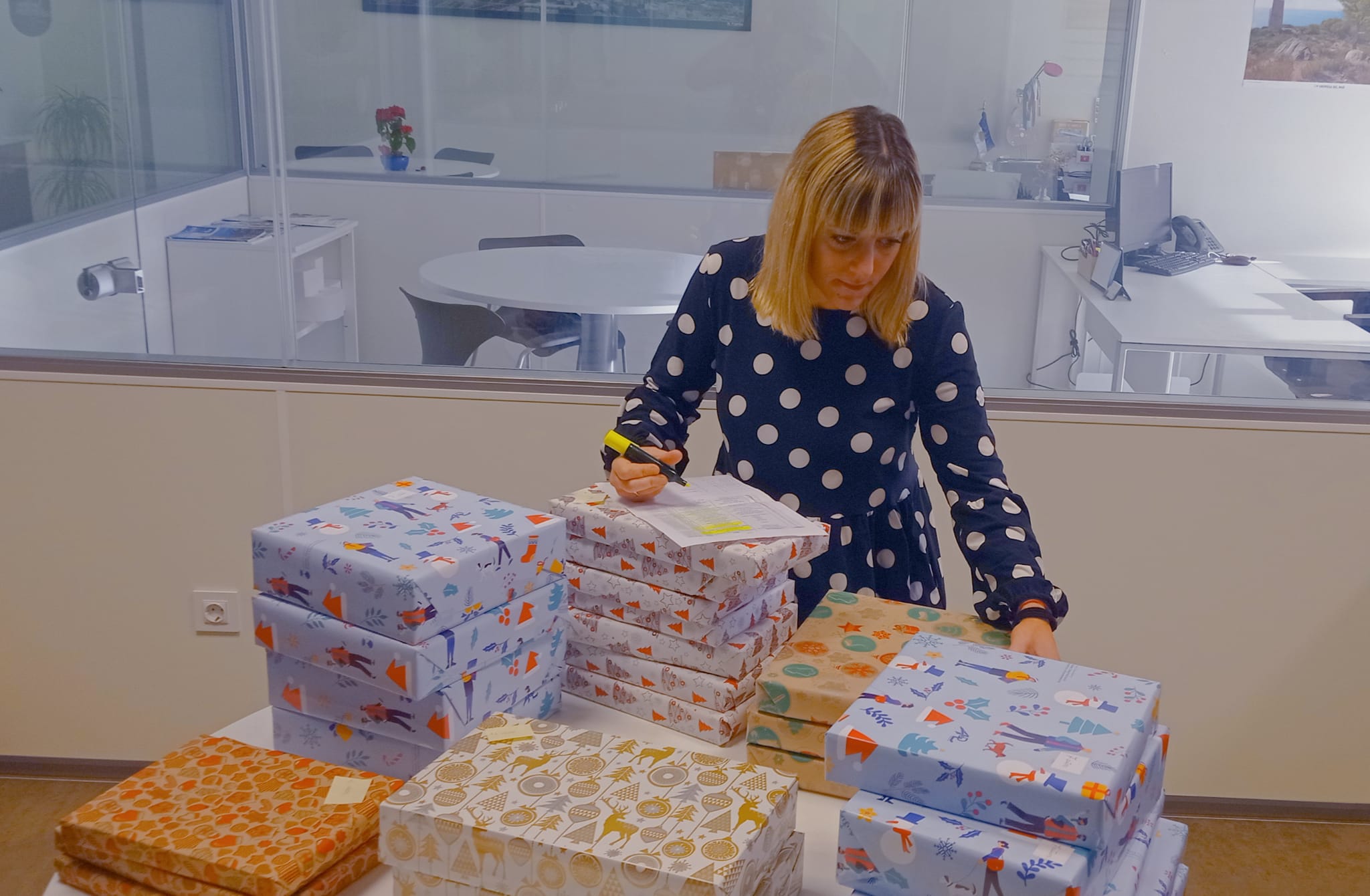 Oropesa garantiza que los menores en situación de vulnerabilidad reciban regalo de Reyes 