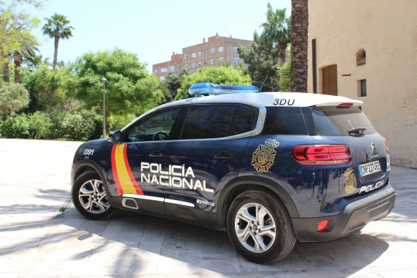 Inhabilitado un agente de la Policía Nacional por facilitar datos policiales a un amigo
