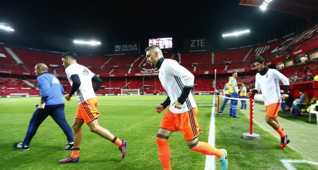Pareja vuelve a adelantar al Sevilla