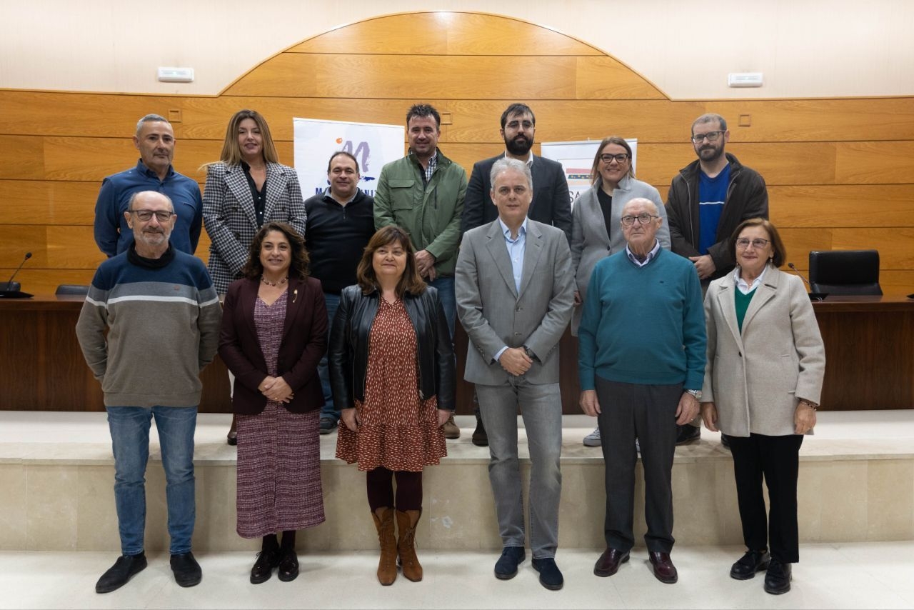 Illueca y la presidenta de la Mancomunitat de La Safor firman un convenio para crear una oficina Xaloc de vivienda