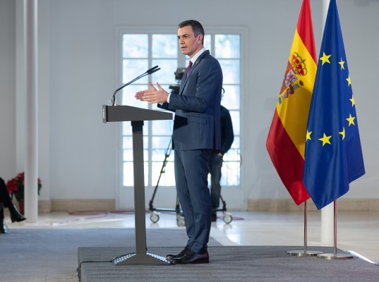 El Ejecutivo habilita 5.000 millones de euros para compensar por medidas en luz y gas
