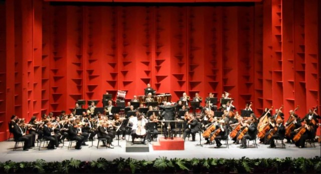 'Circlassica' le hace un hueco en el Teatro Principal al concierto de Año Nuevo para recibir el 2023