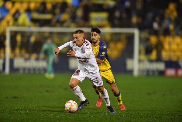 El Cartagena abre su entrenamiento a los aficionados en el estadio Cartagonova 