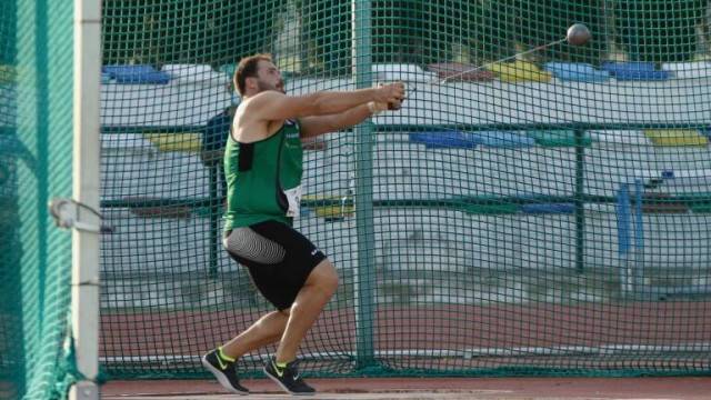 El atleta del Playas Javier Cienfuegos confía en volver a competir pronto para retirarse tras los JJOO