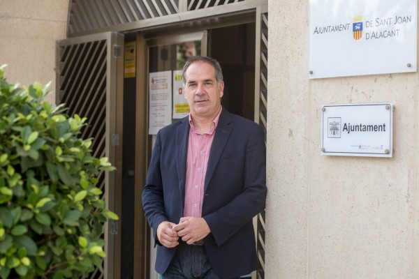 Santiago Román (Cs) 'vuelve' al PP: naranjas y azules tejen una candidatura común en Sant Joan
