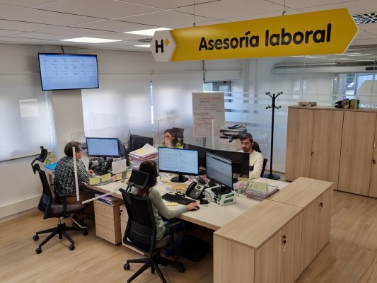 Hefame se adelanta a la entrada en vigor de la Ley de Autónomos y lanza un decálogo con información clave para las farmacias 

