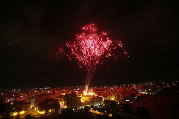 El castillo de fuegos artificiales pendiente en Elche pondrá el colofón al hallazgo de la Mare de Déu 