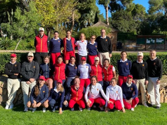 Cuatro jugadoras de la Federación Valenciana, concentradas por la RFEG