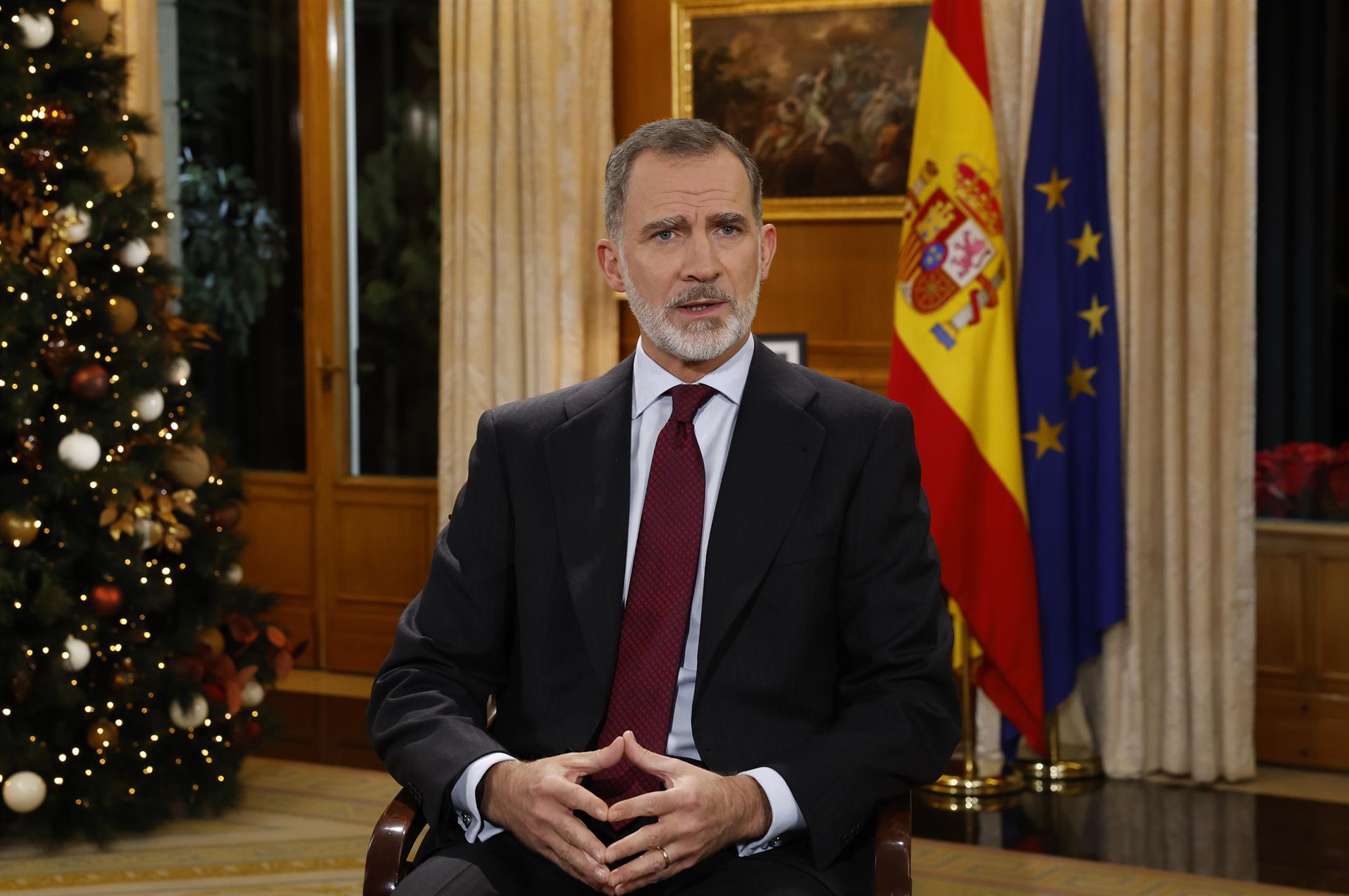 El Rey apela a la responsabilidad de todos para evitar el riesgo de deterioro de las instituciones 