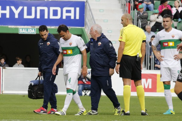 Matilla podría sufrir una grave lesión de rodilla