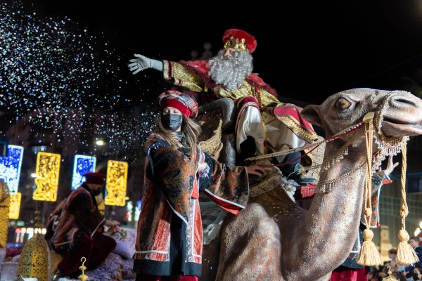 Alicante ultima los preparativos de la Cabalgata de Reyes: la venta de sillas, desde el día 26