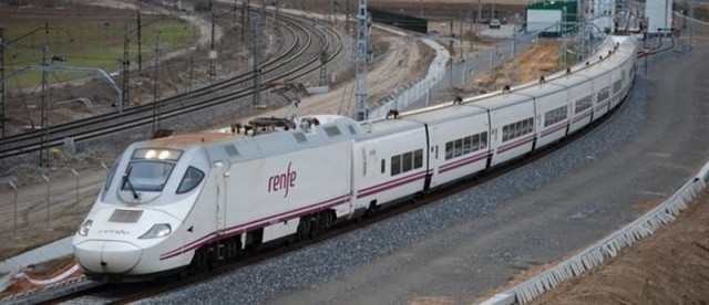 Talgo se adjudica formalmente el 'macro contrato' del AVE de Renfe