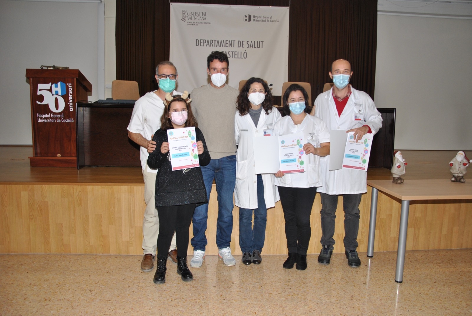 Bautista entrega los premios del certamen de Relatos Breves del Hospital General de Castelló