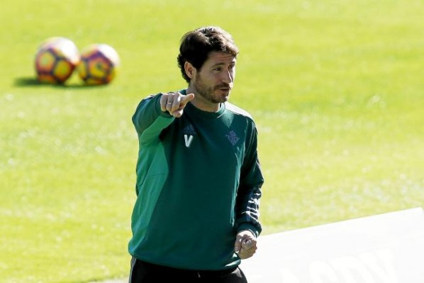 Víctor se cruza con su pasado en su estreno en Copa con el Betis