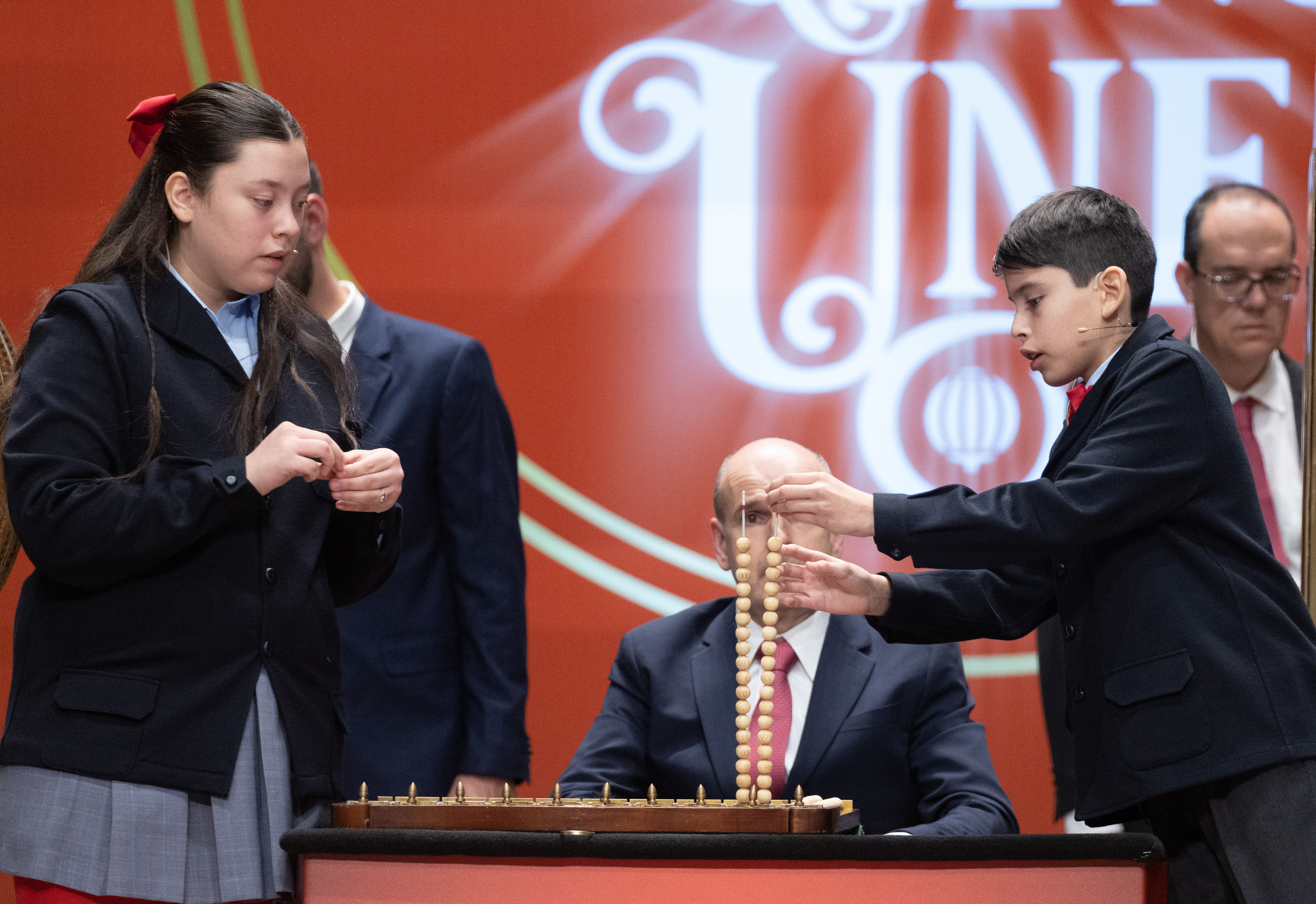 El 36.142, séptimo quinto premio del Sorteo de Navidad, deja 66.000 euros en Gandia y Manises
