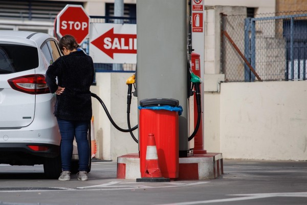 Fedmes alerta de cierres de estaciones de servicio ante la 