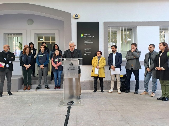València abre en el Parque del Oeste su segunda Oficina de la Energía y anuncia una tercera en Torrefiel
