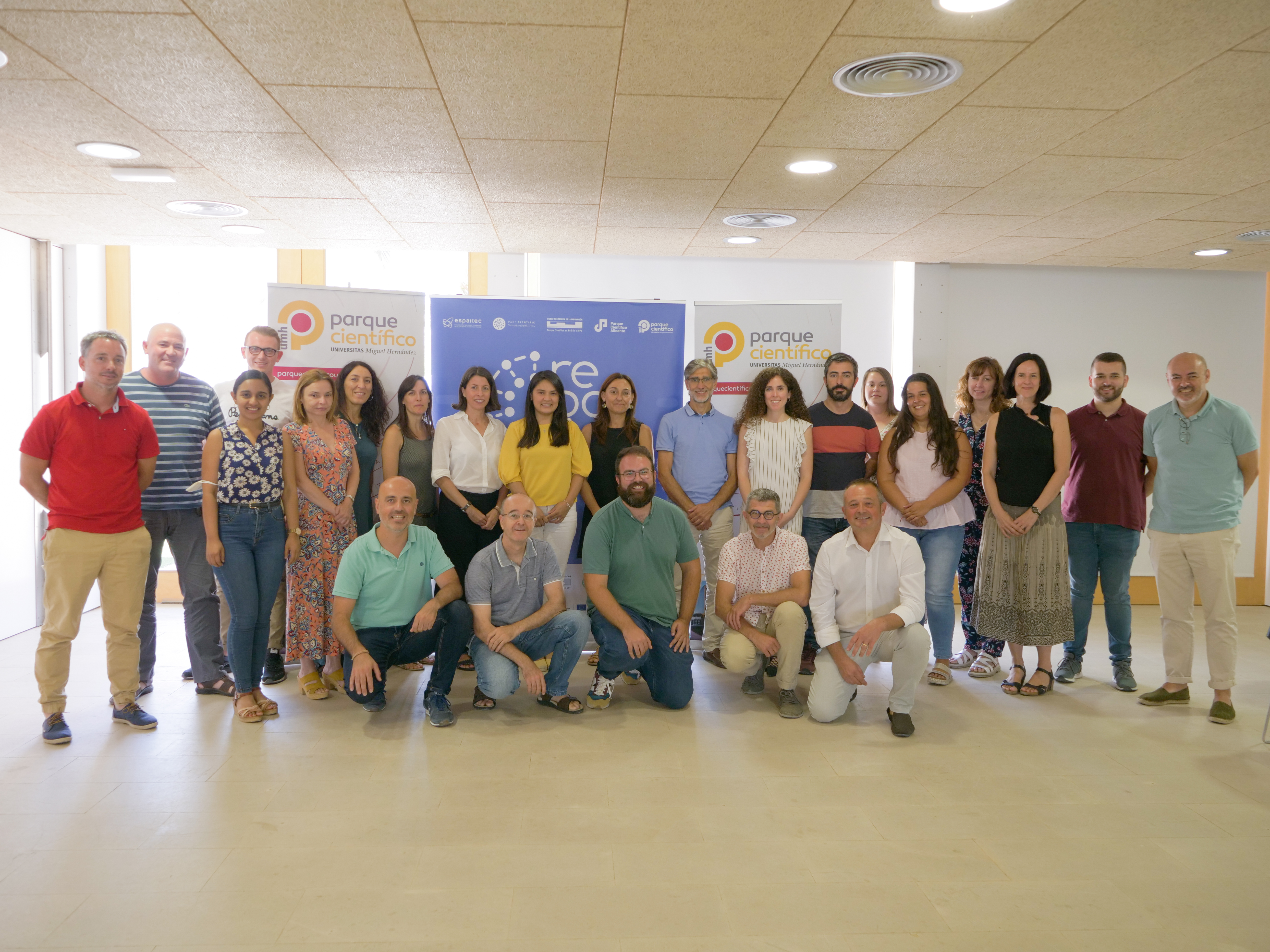 Managers de cinco entidades adheridas a Innotransfer durante una jornada formativa en el PCUMH. Foto: AP - 