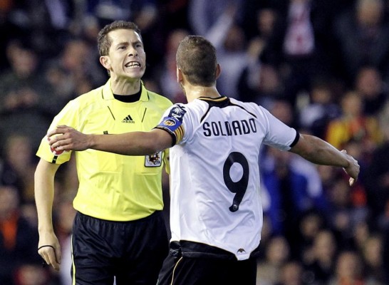 González González, el árbitro de la ‘mano de Pinto’ vuelve a cruzarse en la Copa del Rey
