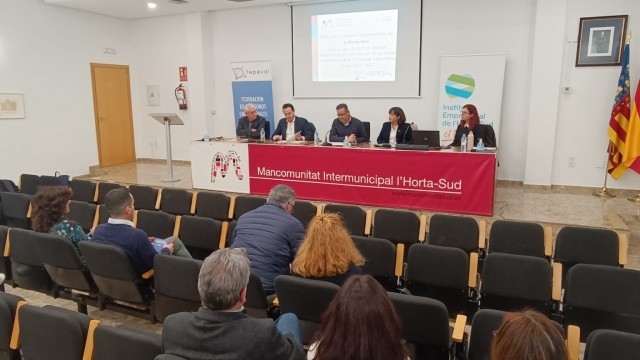 L’Horta Sud organiza una jornada para fomentar la creación de EGM en los polígonos de la comarca
