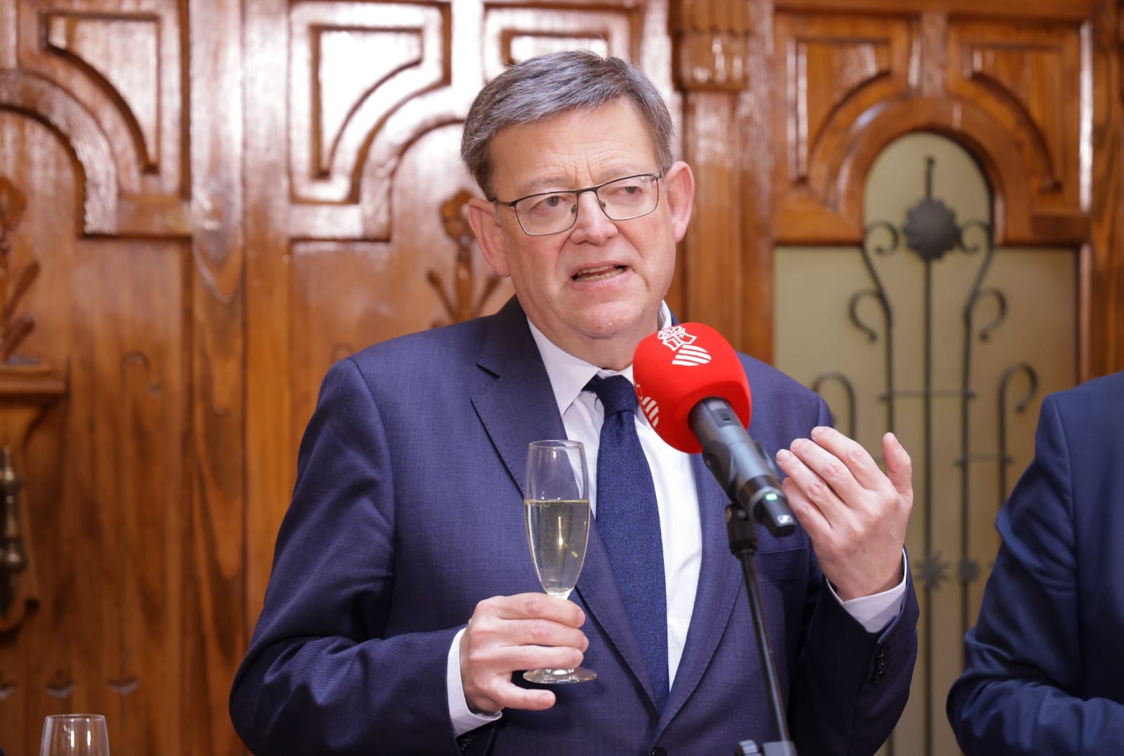 Puig asegura en que hay que vacunarse contra la covid-19 y ser 