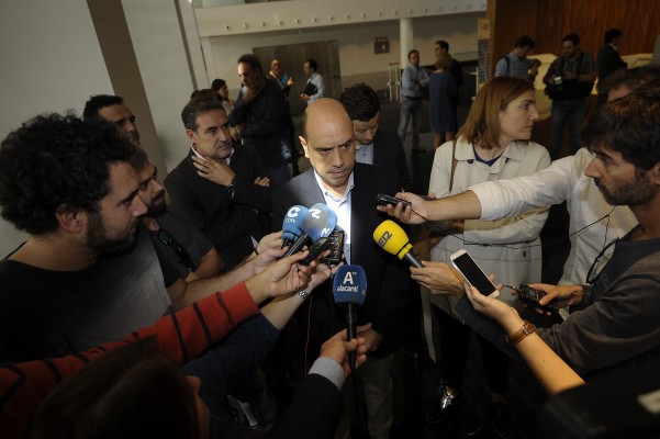 Alicante rebate a la juez: los centros comerciales aceptaron el abierto total de Maisonnave en 2013