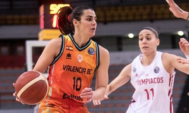 El Valencia conecta a tiempo su defensa para primer triunfo visitante