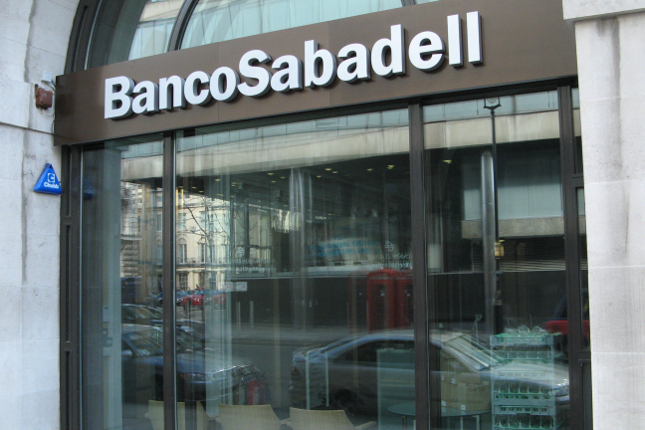 Alianza entre Banco Sabadell y Mapfre para ofrecer servicios en México