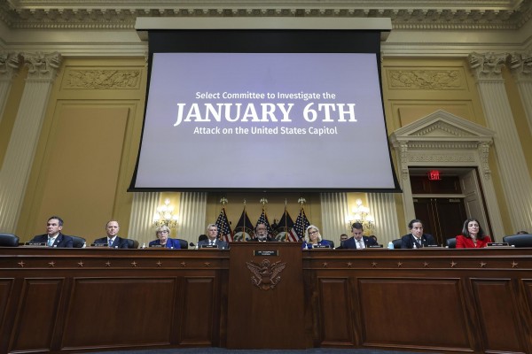 La comisión del asalto al Capitolio pide imputar a Trump por cuatro cargos penales