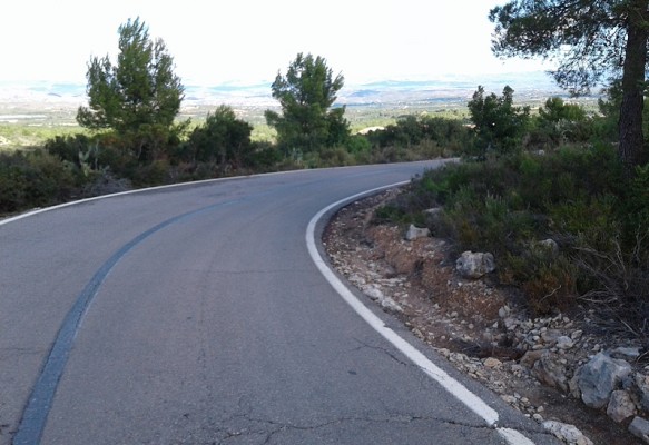 Comienzan las obras de seguridad en carreteras de La Hoya de Buñol, La Serranía y La Ribera
