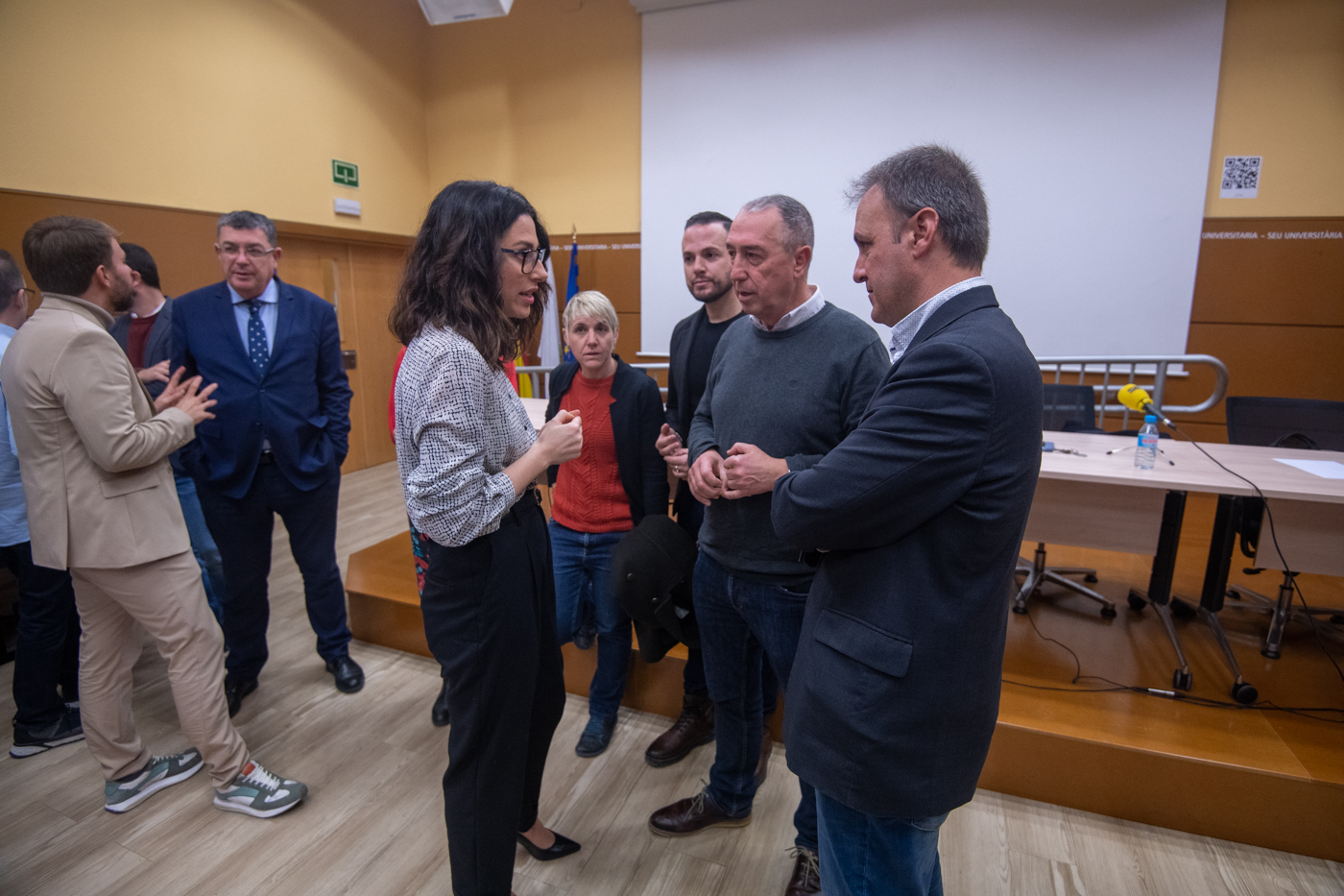 Aitana Mas y Bellido toman posiciones en las primarias de Alicante; Fullana y Climent aún maduran si ir