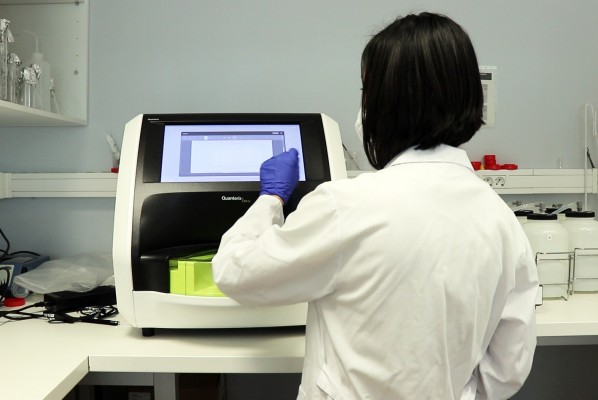 Sanidad invierte cerca de 38 millones en nuevos fármacos para tratar la Esclerosis Múltiple en 2022