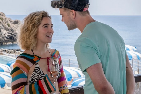 Haley Lu Richardson