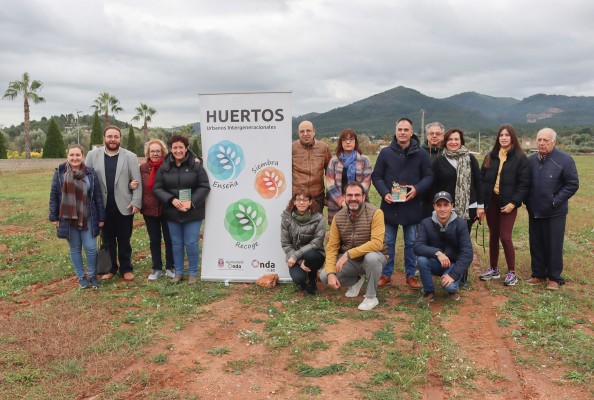 Onda activa el Huerto Intergeneracional para que mayores y jóvenes compartan agricultura ecológica