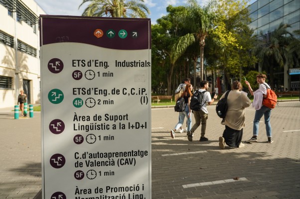 El Consell recibe un 14% más de solicitudes de becas salario para este curso