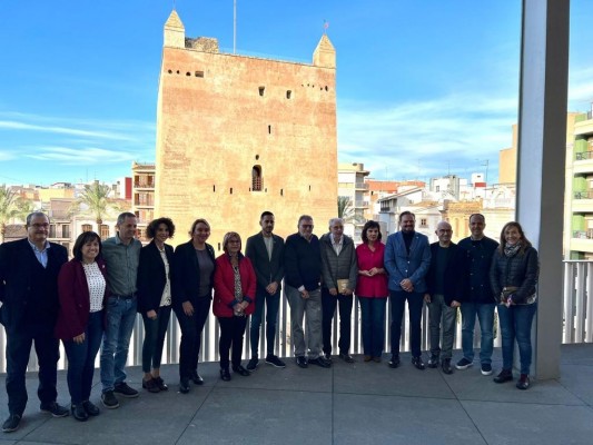 Qué consejos se dan entre alcaldes: el PSPV pisa el acelerador electoral en l' Horta Sud y la Ribera Alta