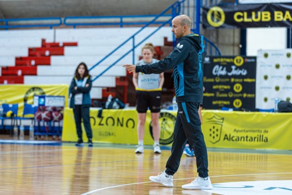 El Jairis busca el primer triunfo con Eric Surís en el debut de Shante Evans 