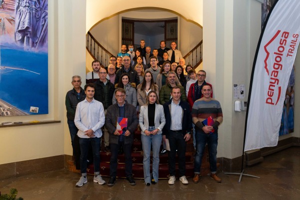 ASICS Penyagolosa Trails 2023 se presenta en sociedad y sortea los dorsales de los participantes
