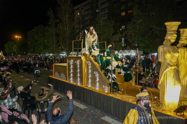 El encendido navideño llega a La Alameda y su paseo central este viernes