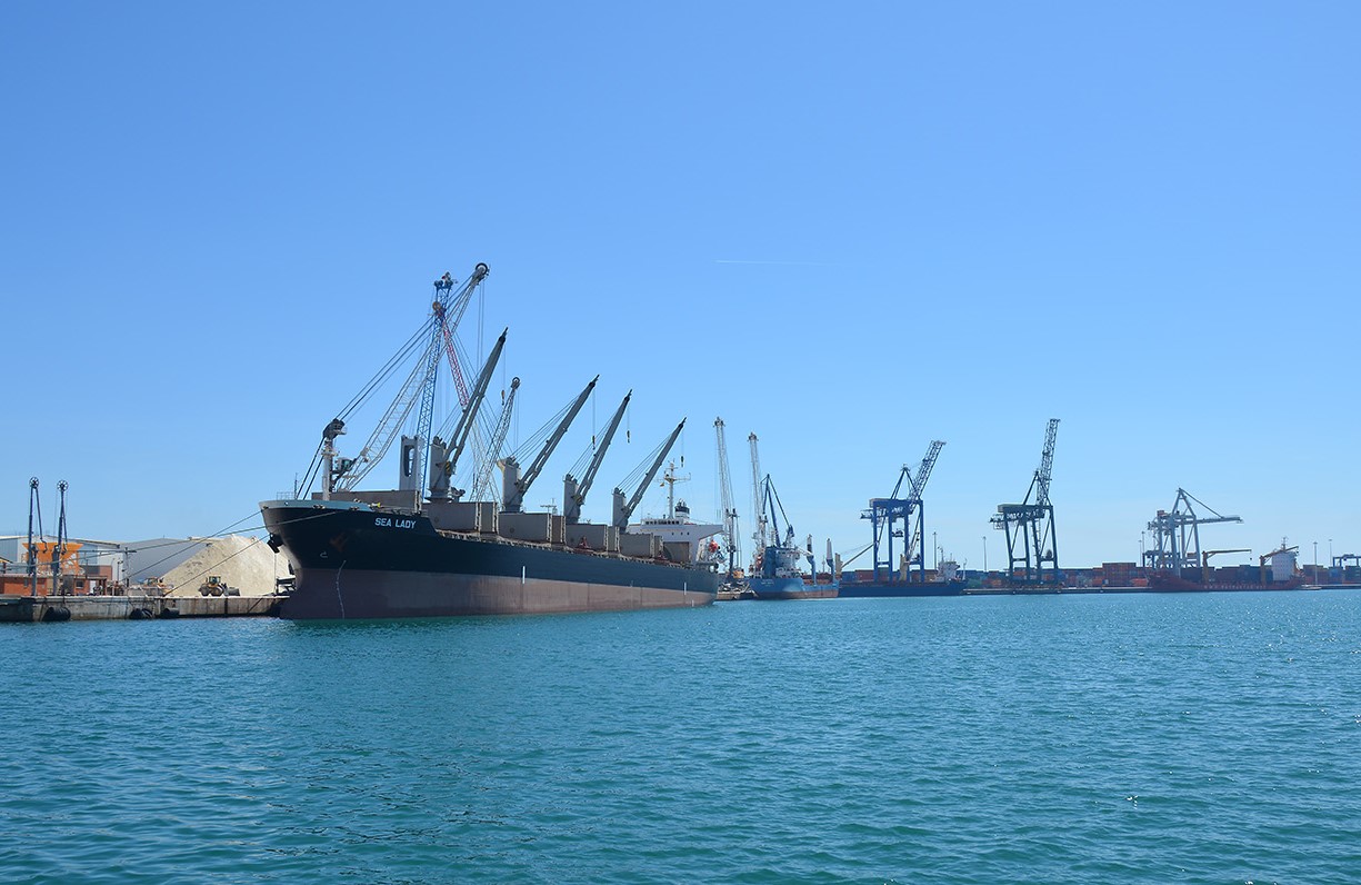 PortCastelló agrava la caída de tráfico en noviembre con un 27% menos