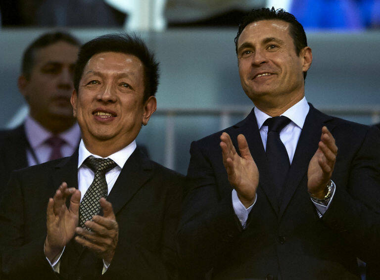 La venta del club a Peter Lim, en manos de un juez