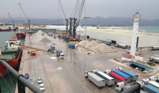 La exportación de azulejo acrecienta su caída y registra en octubre las peores cifras del año