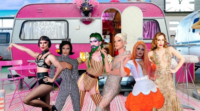'Tacones sobre ruedas' rumbo a Murcia: cuando las hadas madrinas del cuento son 'drag queens'
