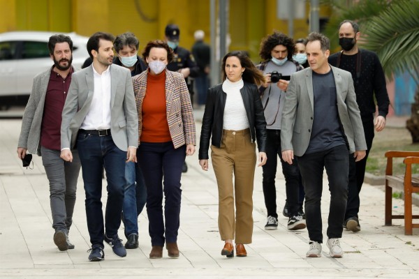 Podemos aún no cierra la puerta y se aferra a que IU 